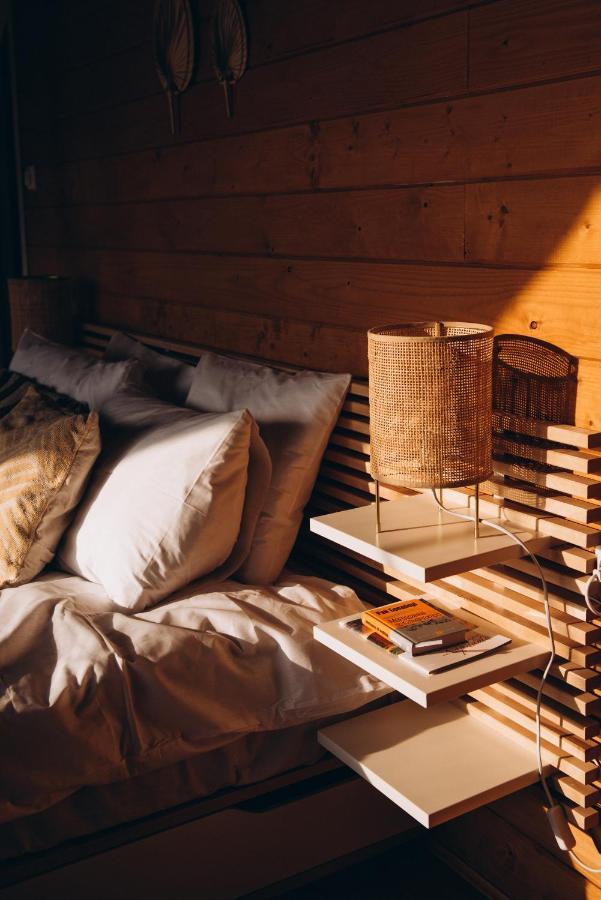 Mandra Hills Hotell Retsjka Eksteriør bilde